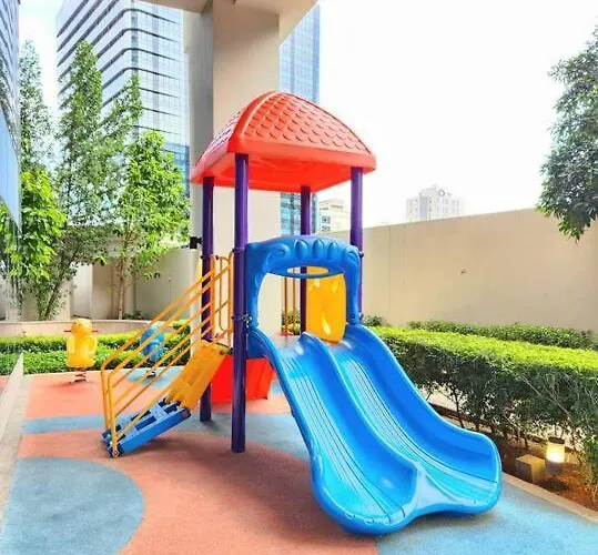 Cosy Executive 1 Bedroom Uptown Parksuites Ultra Fast Internet 公寓 *
