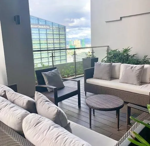 Cosy Executive 1 Bedroom Uptown Parksuites Ultra Fast Internet *